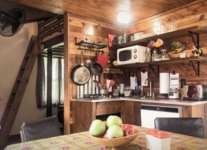 Cabin #1 The Loft | Private kitchen | Mini-fridge, microwave, coffee/tea maker, electric kettle - Mackinaw Timbers Cabins (Cadillac)