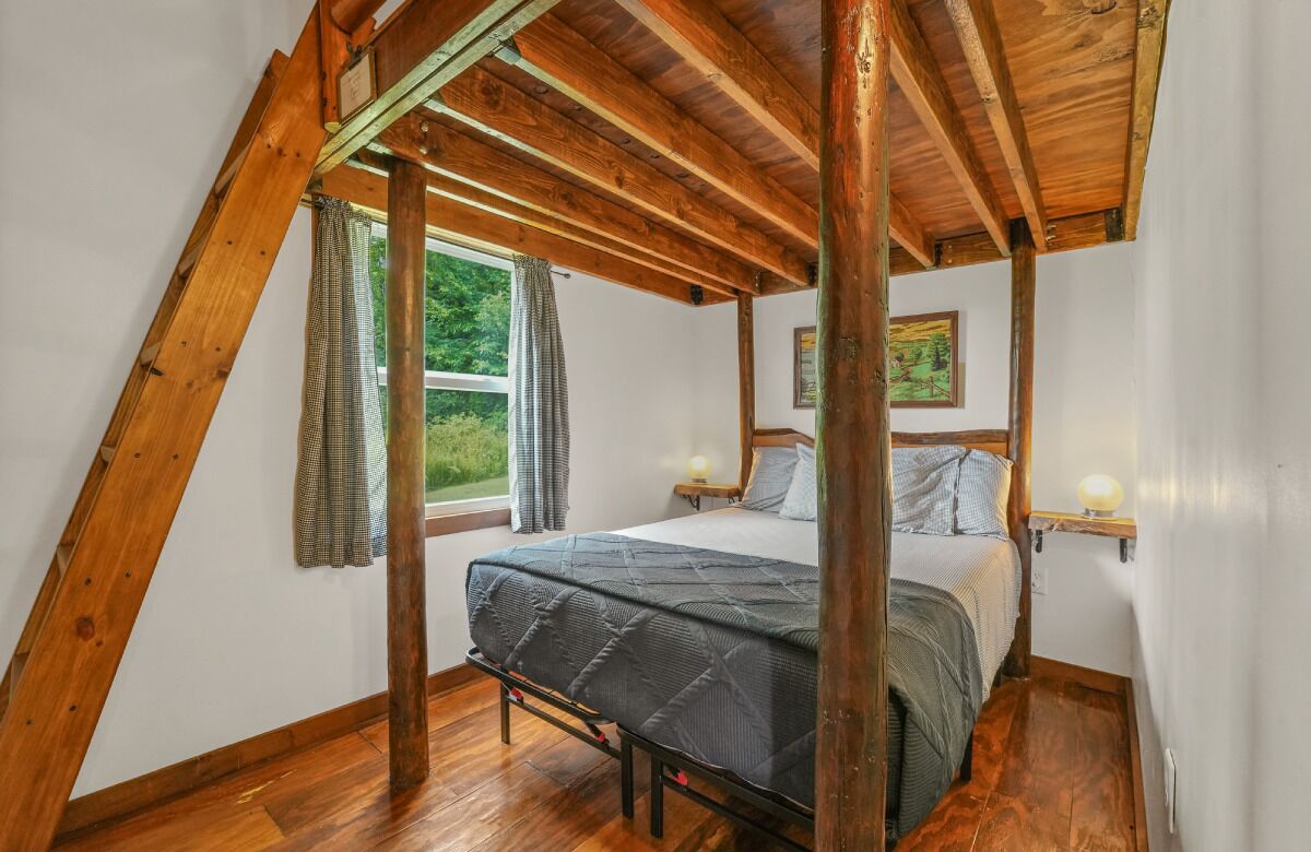 Cabin #1 The Loft | Memory-foam beds, individually decorated, individually furnished, desk