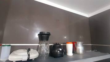 Kaffee und/oder Kaffeemaschine