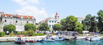 Coastal Paradise Villa with Pool, Sveti Filip i Jakov, Croatia