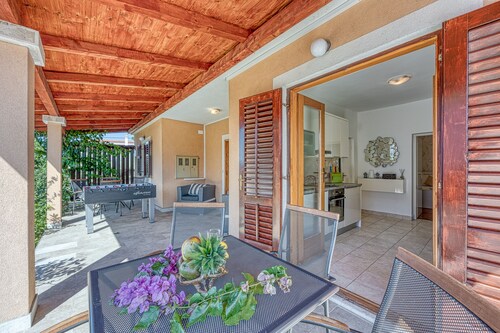 Coastal Paradise Villa with Pool, Sveti Filip i Jakov, Croatia