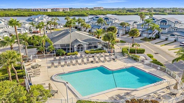 A heated pool - Charming Siesta Key condo with beach access - GBB 1204 (Siesta Key)