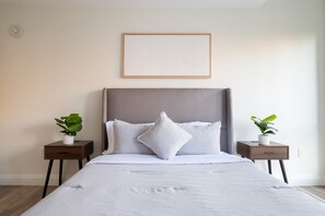 2 bedrooms, desk, iron/ironing board, free WiFi