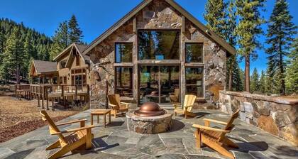 The Wilderness Lodge@NS: 9BR/11.5BA, AC, Fire Pit