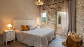 Villa | 4 bedrooms - Villa Carlotta 8 Emma Villas (Pescia)