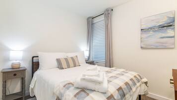 2 habitaciones, wifi gratis y ropa de cama