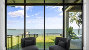 Unclassified image, 4 of 42, button - Lakefront Estate - 1 Hour From Dallas - Chef Avail - Heated Spa (Streetman)