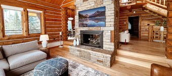 Mount Wilson Way - Dog friendly 4 bedroom modern log cabin in Ski Ranches