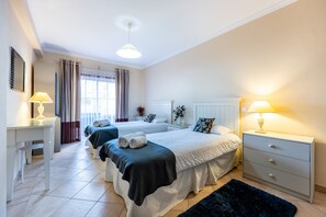 Wi-Fi de cortesia, roupa de cama