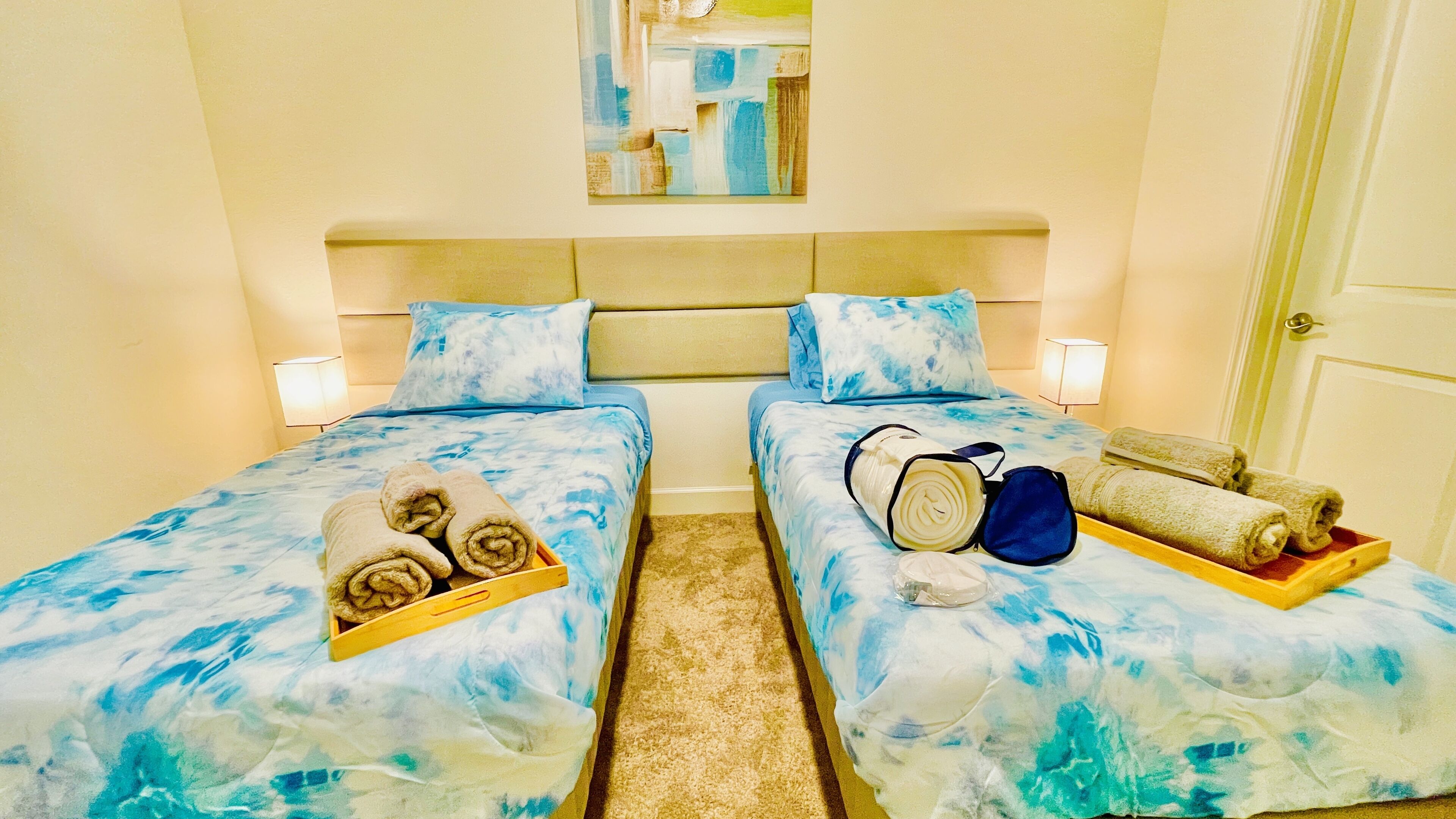 4 chambres, fer et planche à repasser, Wi-Fi, draps fournis
