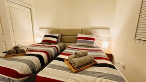 4 bedrooms, iron/ironing board, WiFi, bed sheets