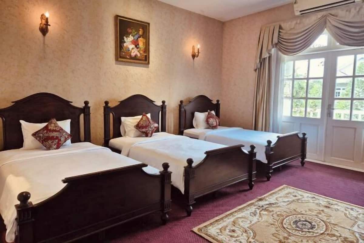 6 Schlafzimmer, Minibar, schallisolierte Zimmer, kostenloses WLAN