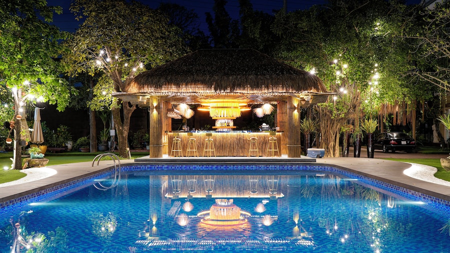 Hidden Mansions Saigon Resort