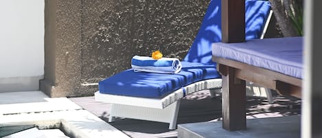 泳池