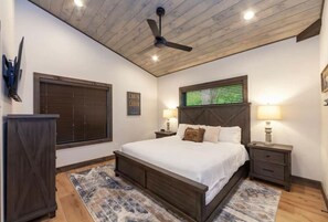 4 多间卧室、熨斗/熨衣板、WiFi、床单