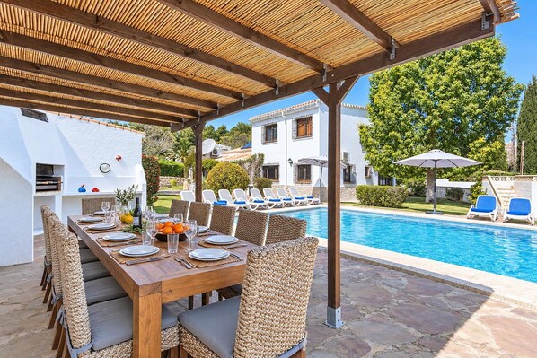 Comedor al aire libre