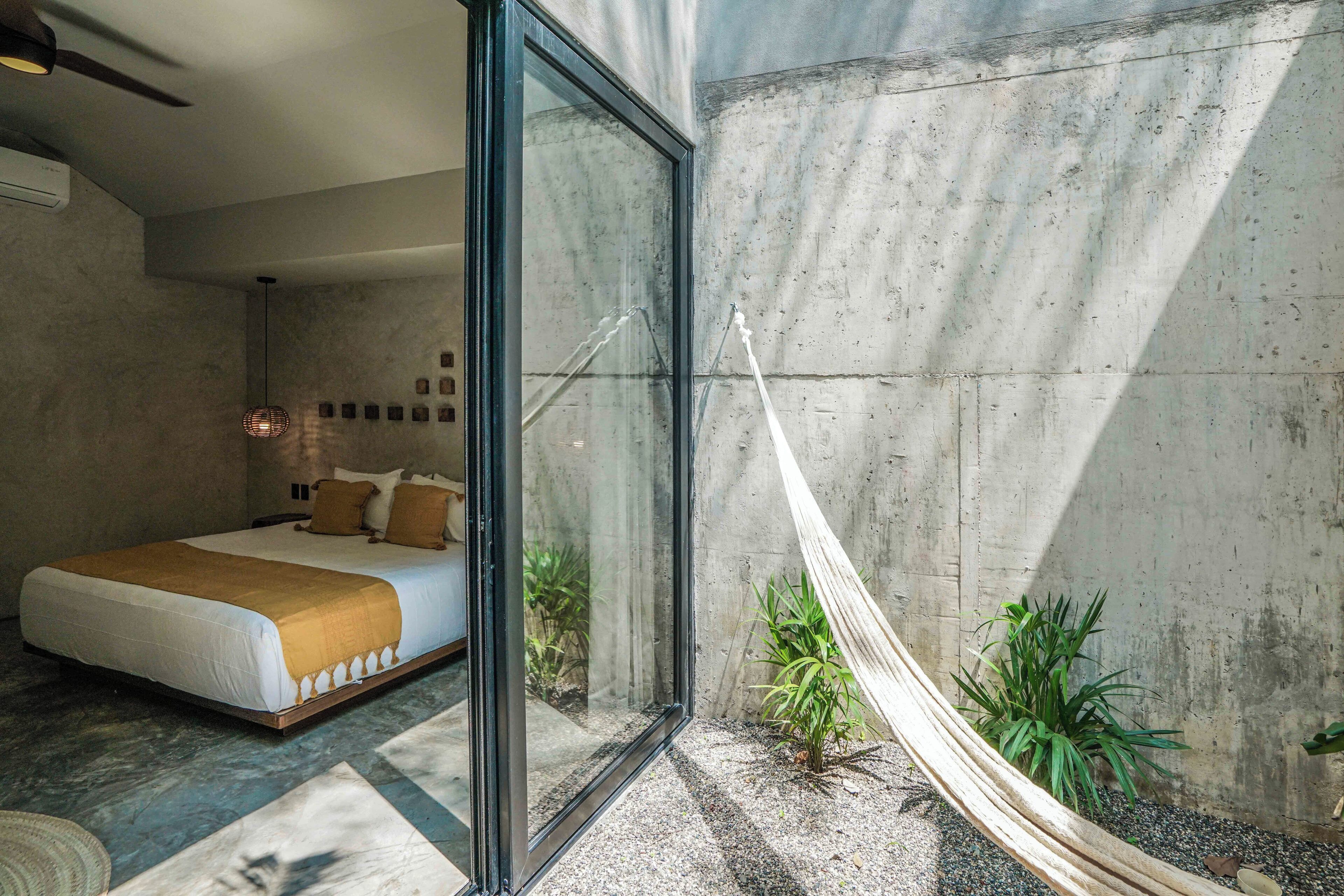 Deluxe Room 2 | Terrace/patio