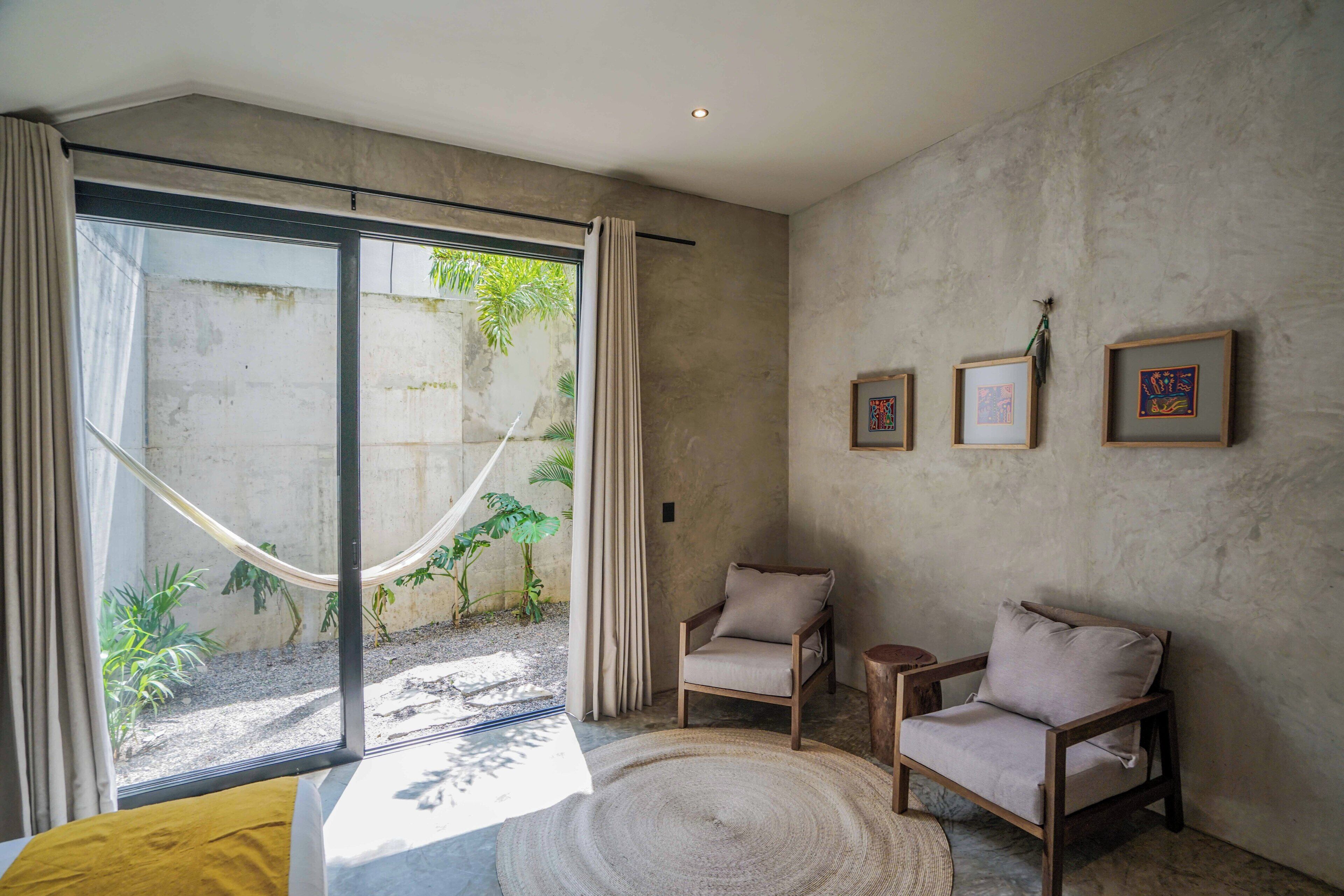 Deluxe Room 2 | Premium bedding, down comforters, Select Comfort beds, blackout drapes