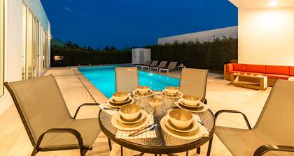 Modern 4 Bedroom Pool Villa - KHA5