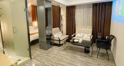 Yiru Express Apartment Hotel(Shantou's long corridor on the seaside)