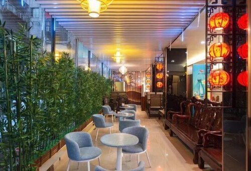 Yiru Express Apartment Hotel（Shantou's long corridor on the seaside)