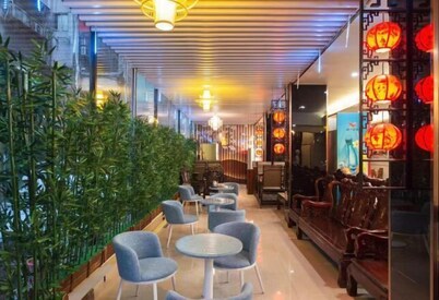 Yiru Express Apartment Hotel（Shantou's long corridor on the seaside)