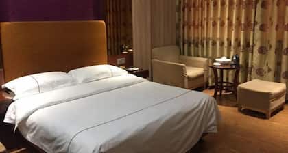 Fulin Hotel