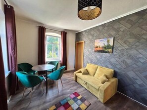 TV - Pumphut by Interhome (Grossschönau)