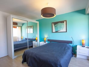 3 bedrooms, iron/ironing board, WiFi