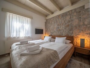 3 bedrooms, WiFi