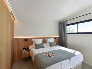 1 quarto, escrivaninha, ferros/tábuas de passar roupa, Wi-Fi