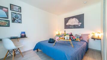 1 bedroom, WiFi, bed sheets