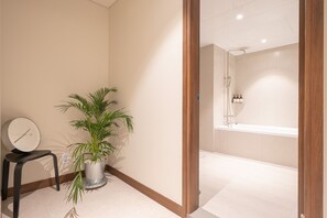 Premium bedding, blackout curtains, soundproofing, free WiFi - Time Terminal Hotel Daejeon 1st by Anook (Daejeon)