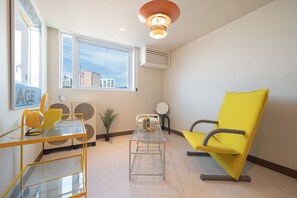 Yellow Station | Sängtillbehör av högsta kvalitet och mörkläggningsgardiner