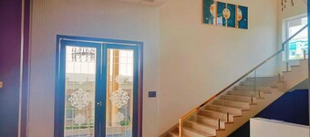 Four Leaf Hotel Akosha