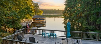 Lakefront Home w/ Pool, Lazy River, Dock, Firepit, Kayaks, Games, Pool Table