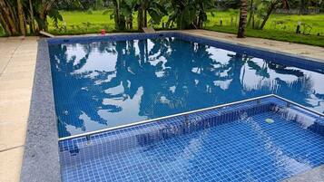 15 indoor pools, 15 outdoor pools