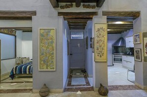 Room - Luxury Large Apartment With Colonial Balcony (Cartagena de Indias)