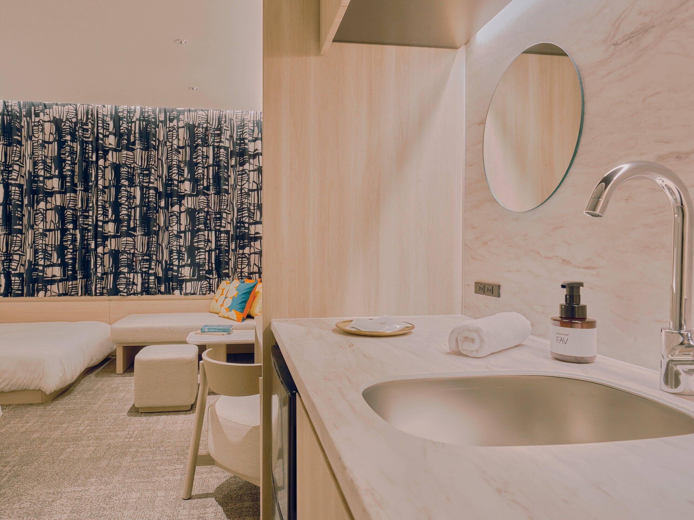 Twin Accessible Room, Non Smoking | In-room safe, blackout curtains, free WiFi, bed sheets