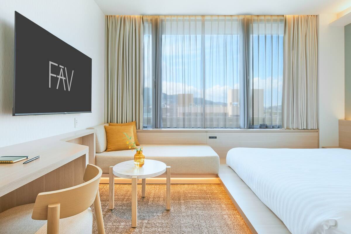 Kamar Standar | Brankas, tirai kedap cahaya, Wi-Fi gratis, dan seprai linen