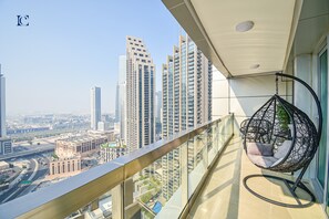 Standard Apartment | Balcony - New 1BR Apartment - 8 Blvd Walk -  WLK (Dubai)