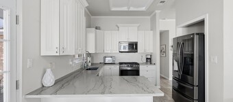 Completely Renovated 3BR Brick Home Quiet Cul-de-Sac