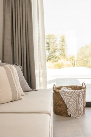 Interior - Villa Karma - Unalome Villas (Antipata)