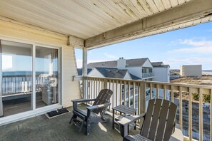 Property grounds - 5200-Fun @ Sands, Oceanfront | Kill Devil Hills | Sleeps 4 (Kill Devil Hills)