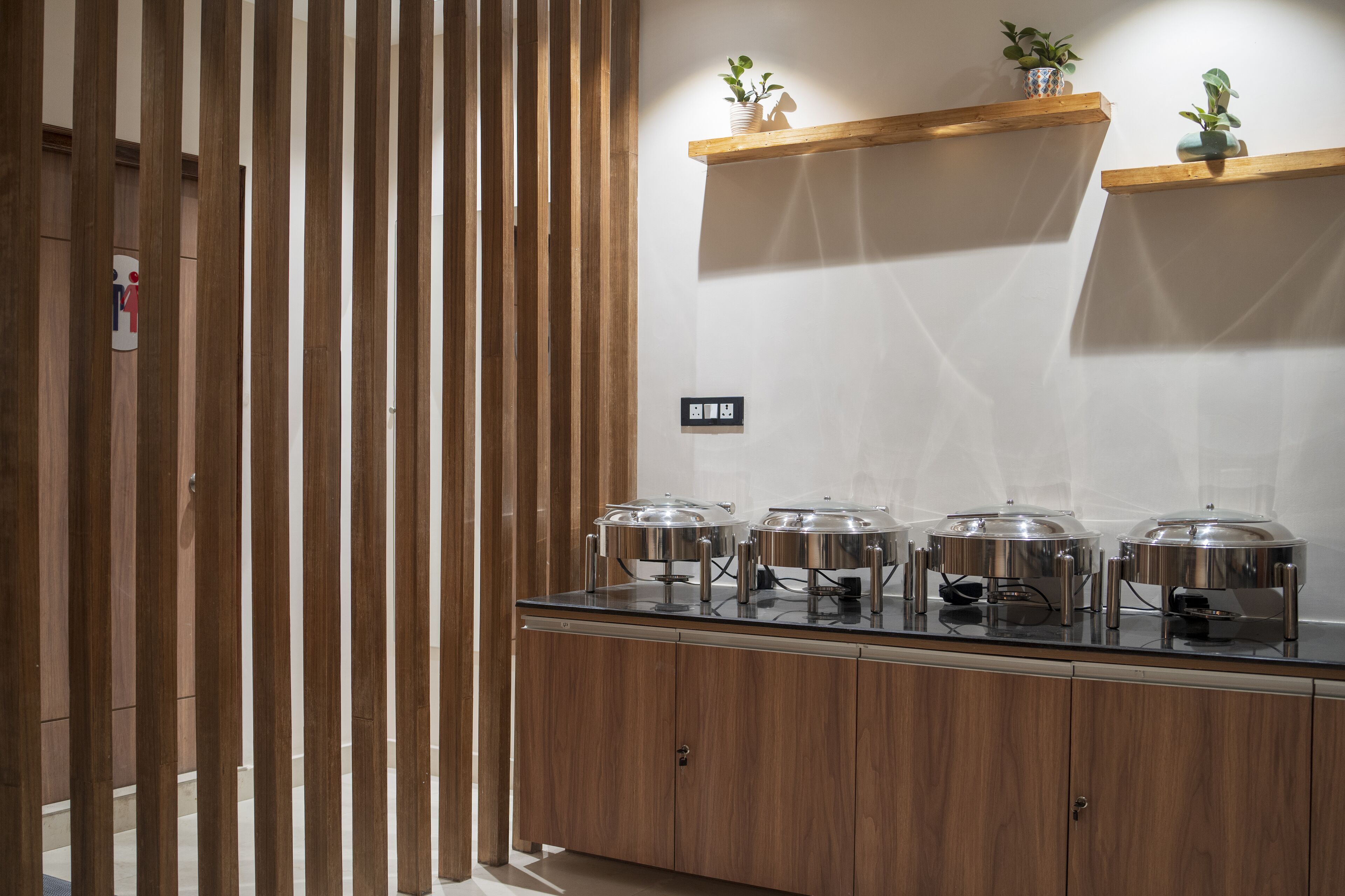 Daily buffet breakfast (INR 500 per person)