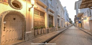 Apartment, 3 Bedrooms | Exterior
