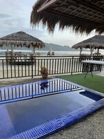 Villa Signature, vistas a la playa, frente a la playa | Piscina privada