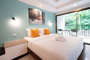 Standard Double Room | Individually decorated, individually furnished, desk, laptop workspace