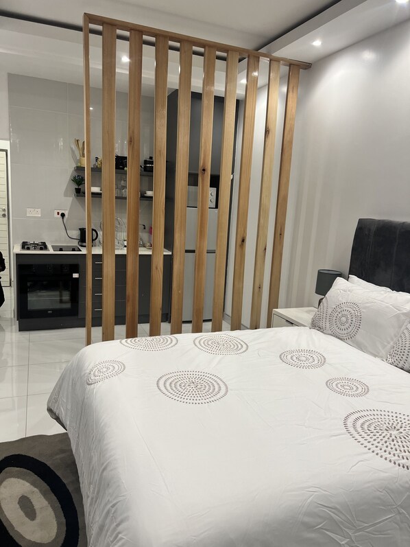 1 bedroom, iron/ironing board, WiFi, bed sheets