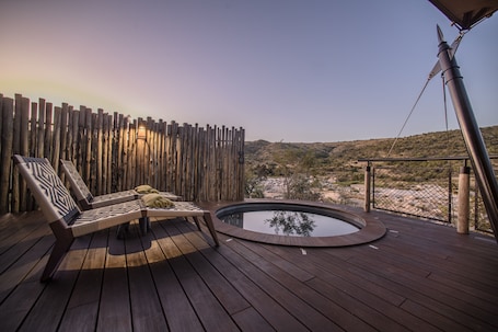 Romantic Tent | Terrace/patio